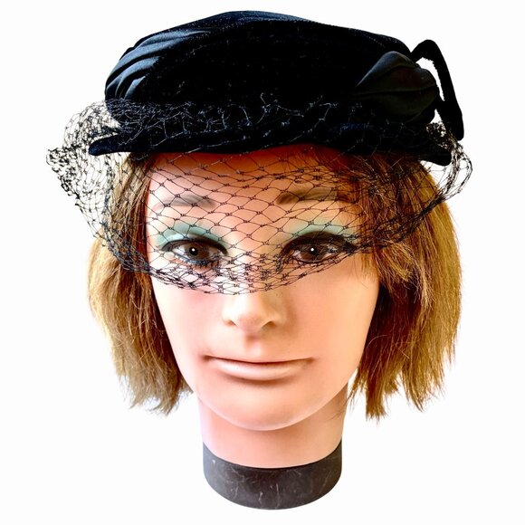 Vintage Black Velvet Satin Pillbox Hat Veil 1950s 60s Cocktail Formal main image 4